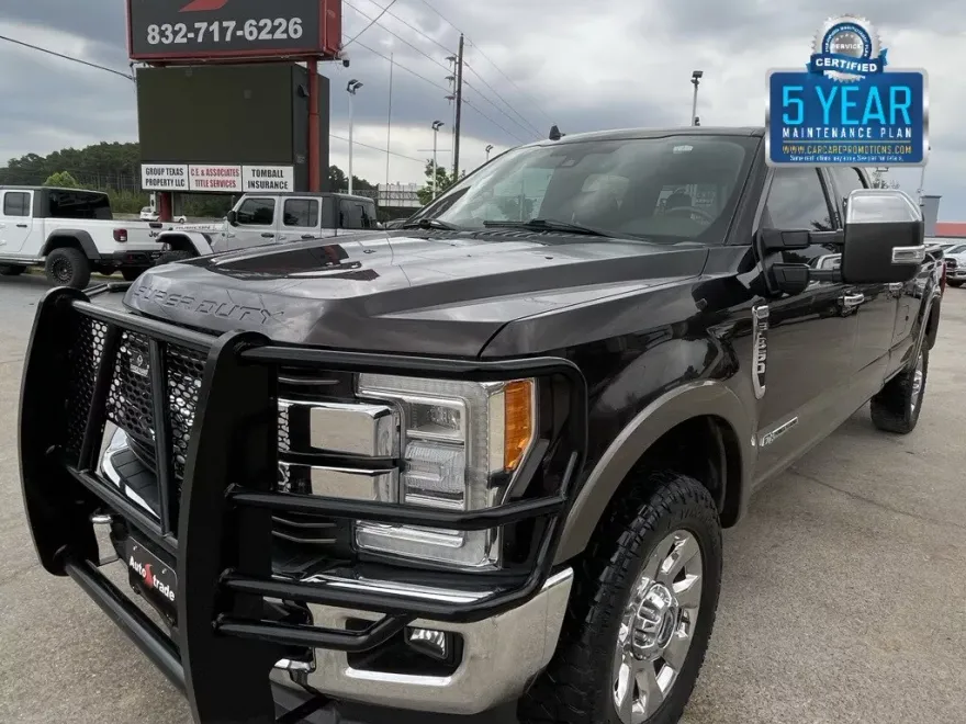 2019 Ford F-350 King Ranch photo 1