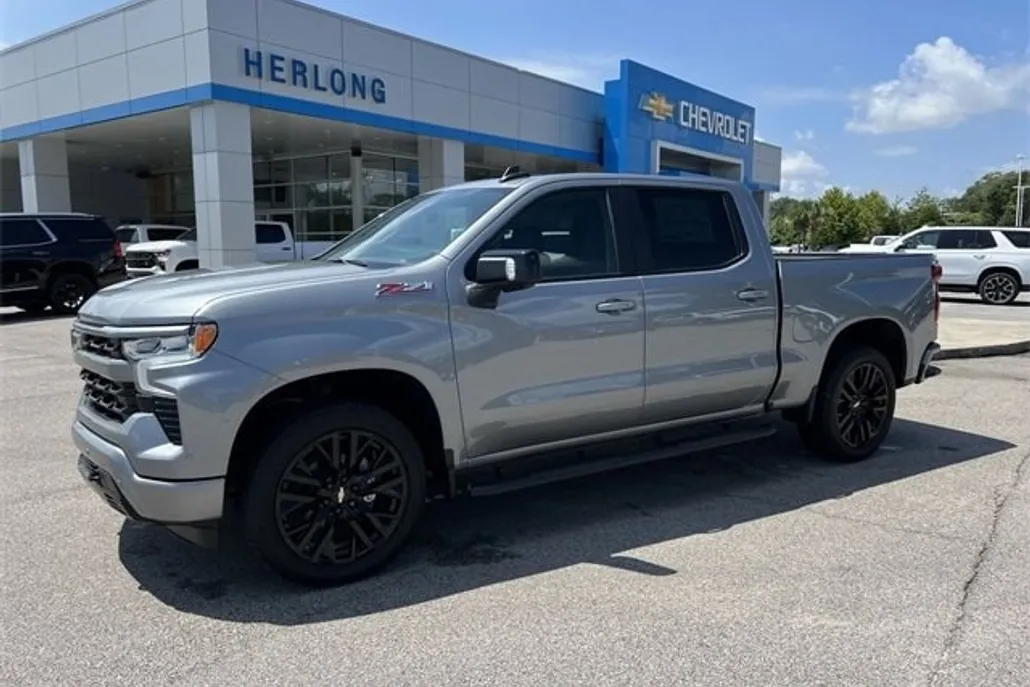2024 Chevrolet Silverado 1500 RST photo 1