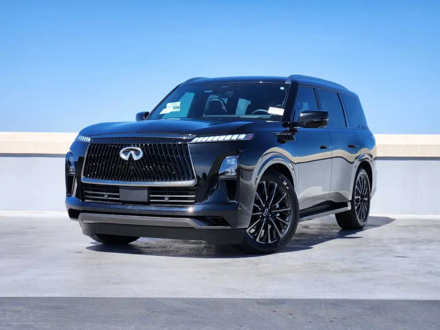 2025 Infiniti QX80 photo 1