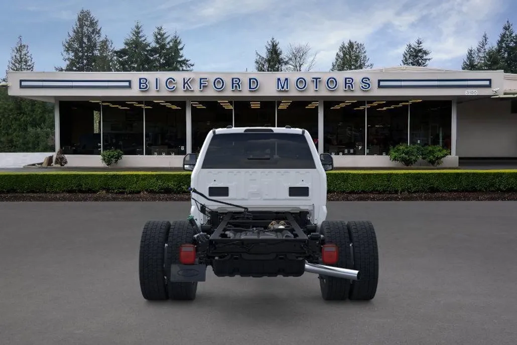 2025 Ford F-450 XL photo 1
