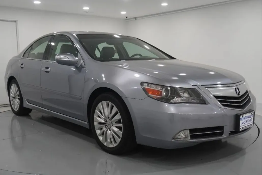 2011 Acura RL photo 1
