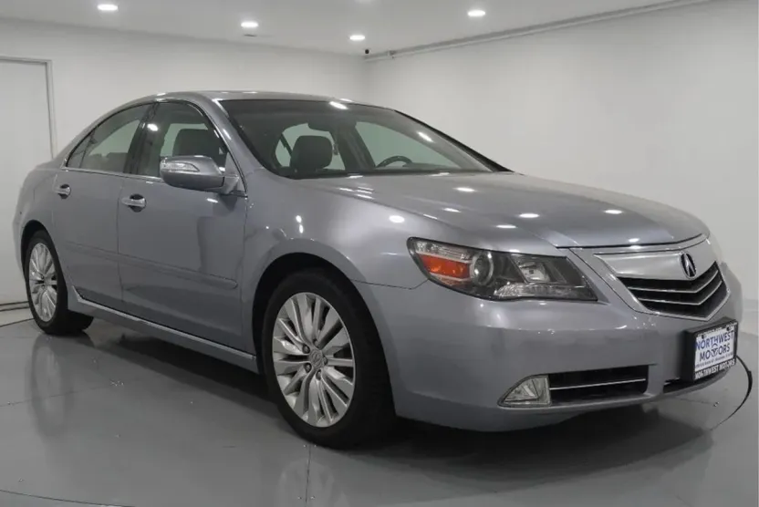 2011 Acura RL photo 1