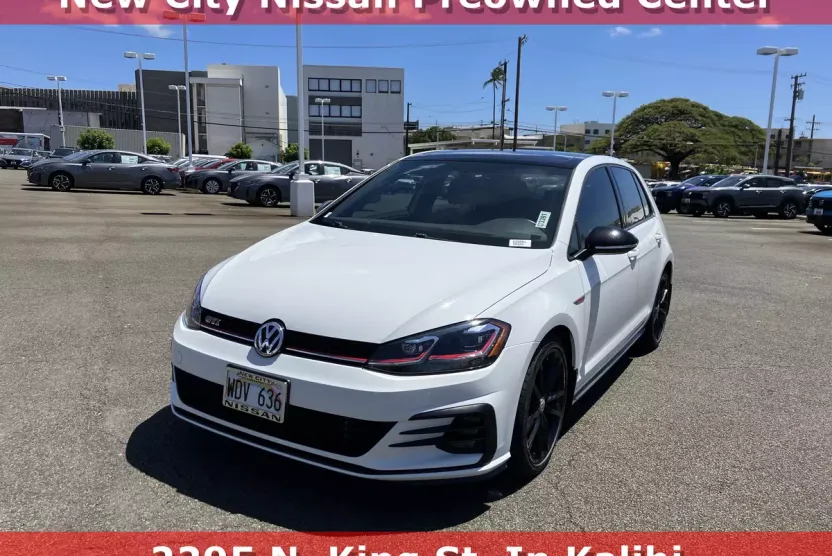 2021 Volkswagen Golf GTI photo 1