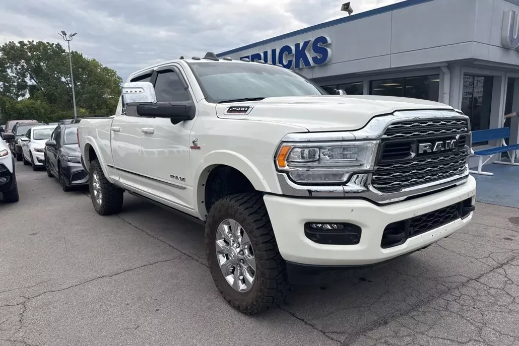 2024 Ram 2500 Limited photo 1