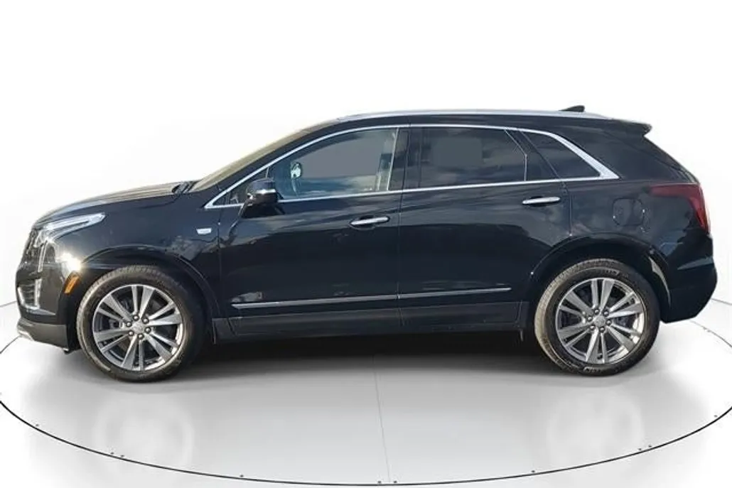 2024 Cadillac XT5 Premium Luxury photo 1
