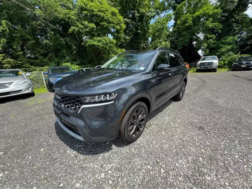 2022 Kia Sorento X-Line EX photo 1