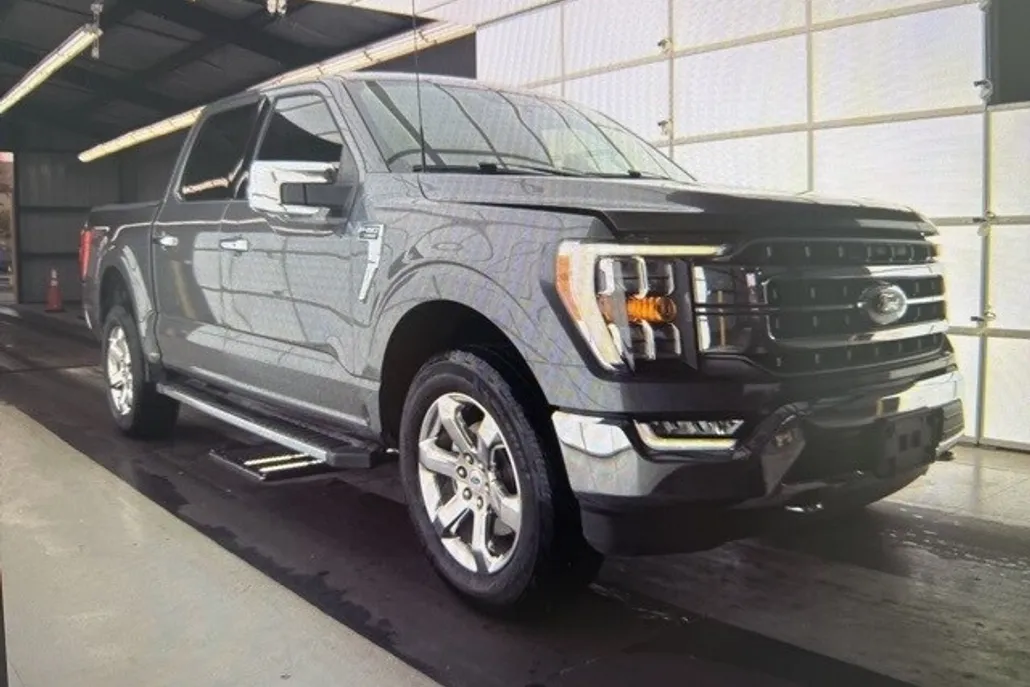 2021 Ford F-150 Lariat photo 1