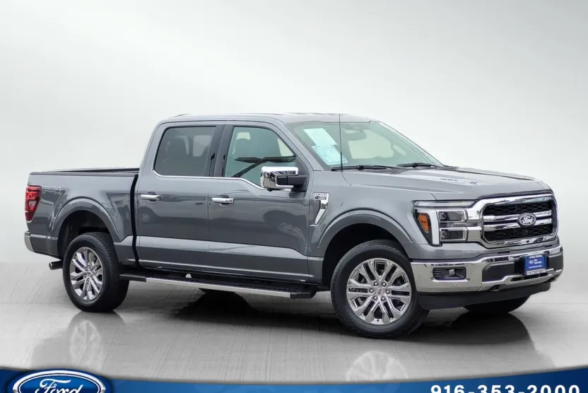 2025 Ford F-150 Lariat photo 1