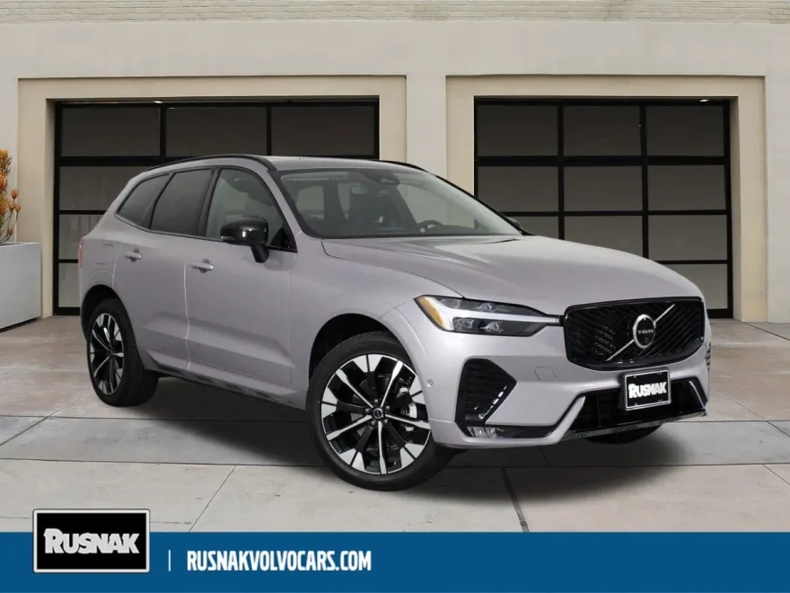2026 Volvo XC60 B5 Plus photo 1
