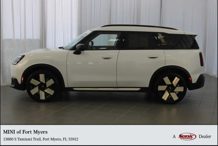 2025 Mini Countryman S photo 1