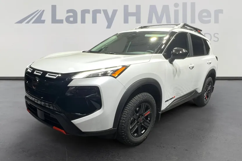 2026 Nissan Rogue SV photo 1