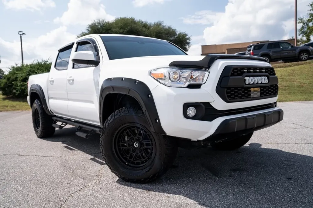 2021 Toyota Tacoma SR V6 photo 1