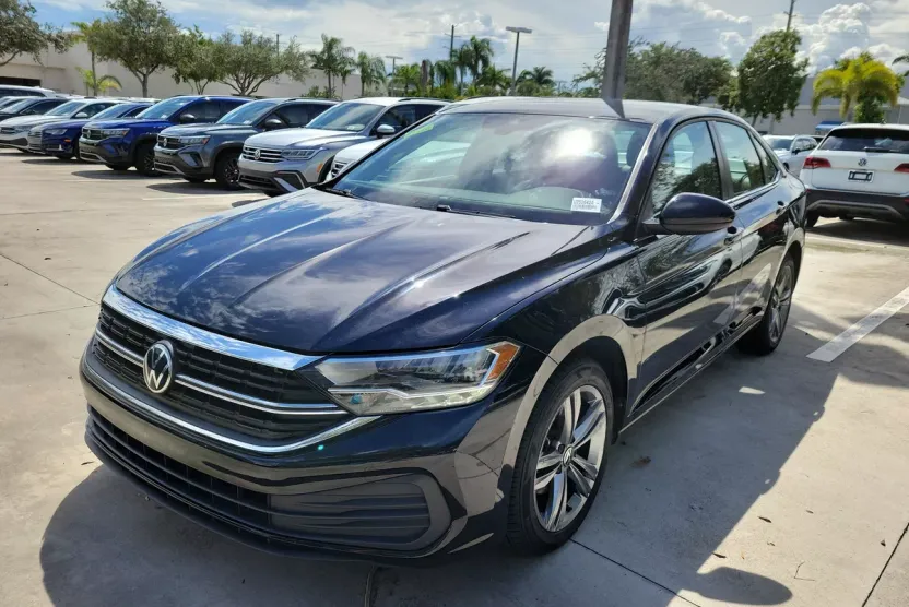 2022 Volkswagen Jetta 1.5T SE photo 1