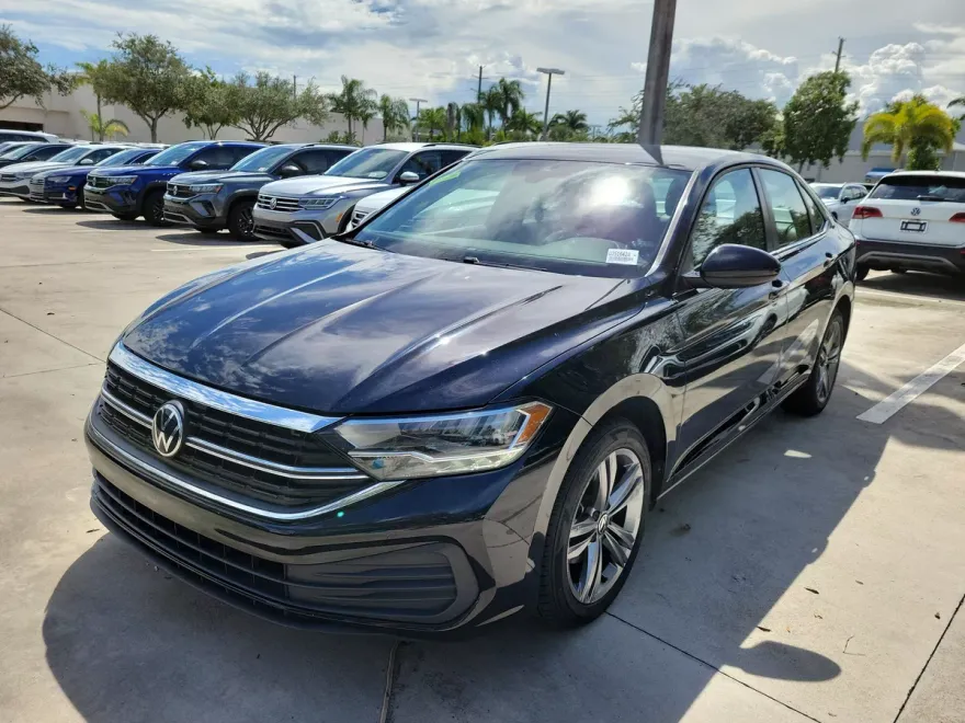 2022 Volkswagen Jetta 1.5T SE photo 1