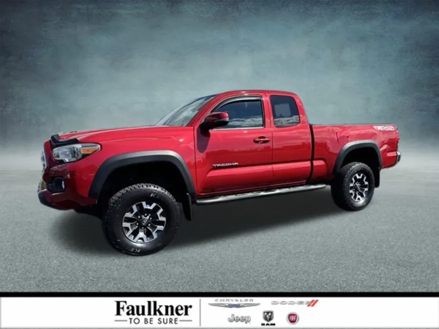 2016 Toyota Tacoma TRD Off-Road photo 1