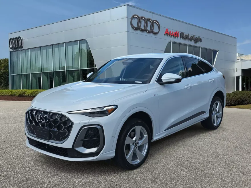 2025 Audi Q5 Sportback 2.0T Premium Plus photo 1