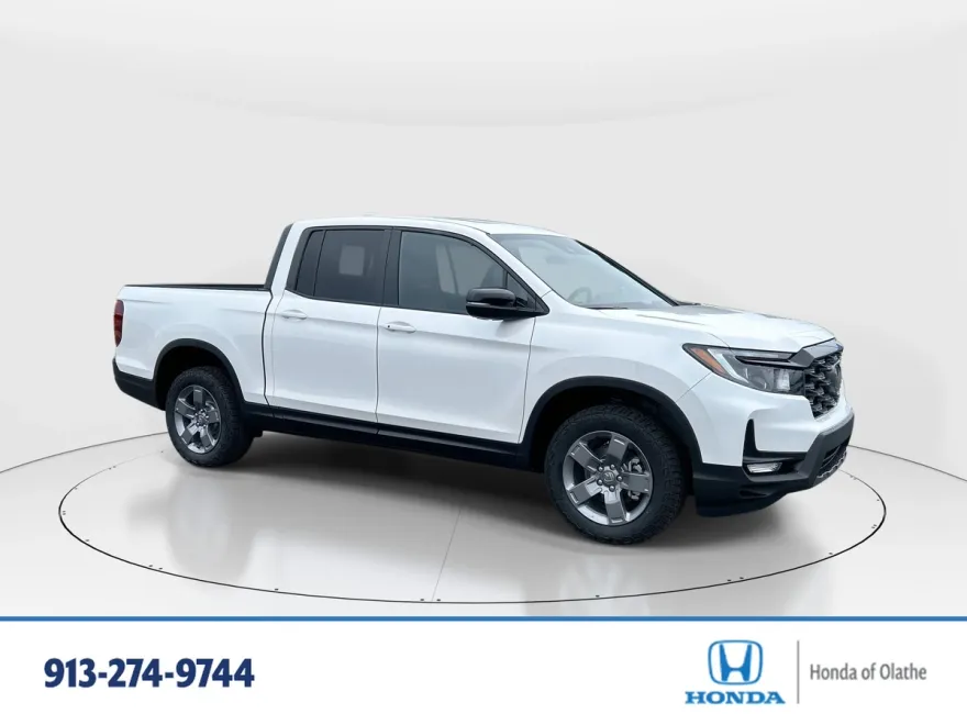 2025 Honda Ridgeline TrailSport photo 1