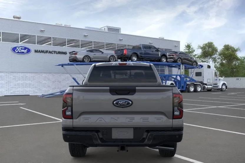 2025 Ford Ranger XLT photo 1