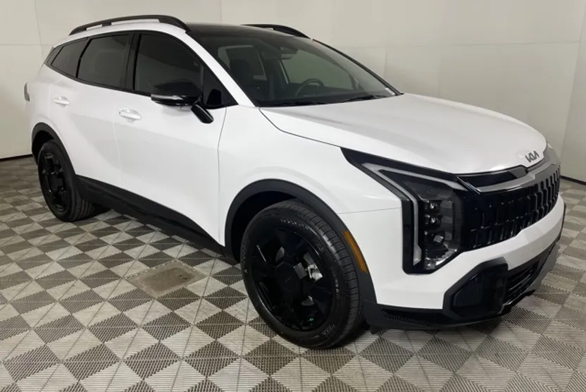 2026 Kia Sportage X-Line photo 1