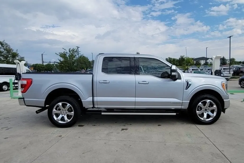 2022 Ford F-150 Lariat photo 1