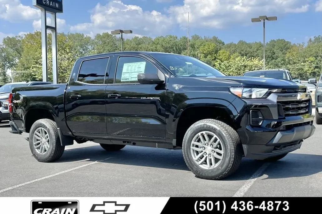 2026 Chevrolet Colorado LT photo 1