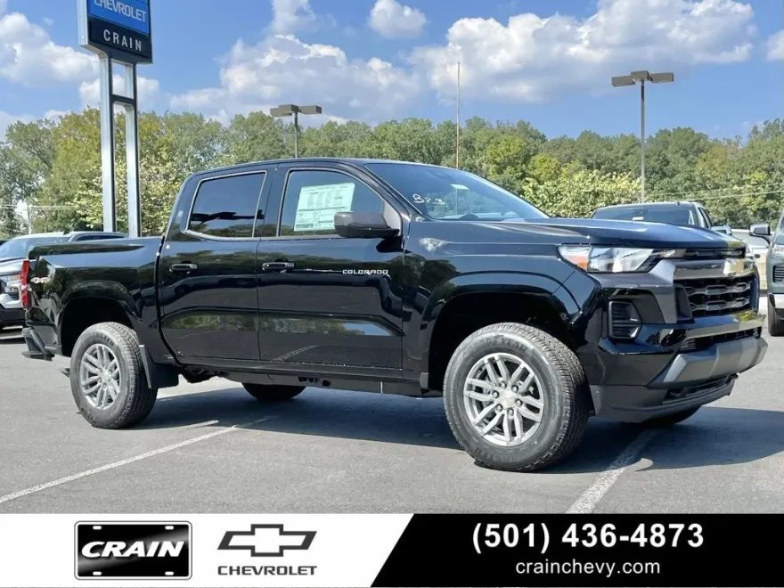 2026 Chevrolet Colorado LT photo 1