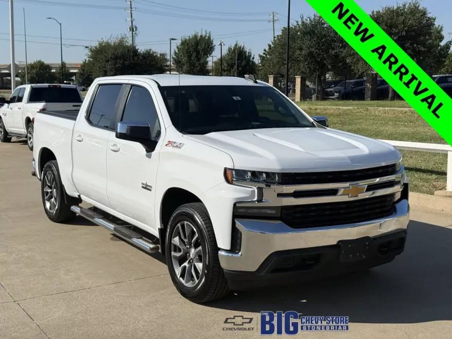 2022 Chevrolet Silverado 1500 LT photo 1