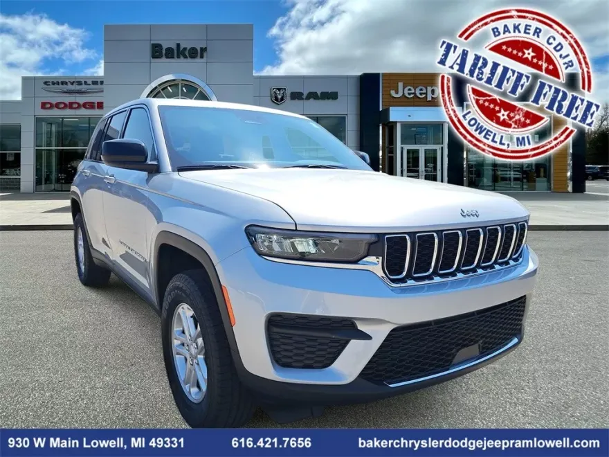 2025 Jeep Grand Cherokee Laredo photo 1