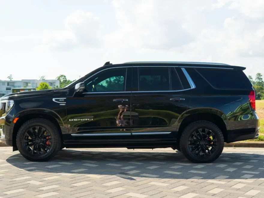 2024 Gmc Yukon Denali photo 1