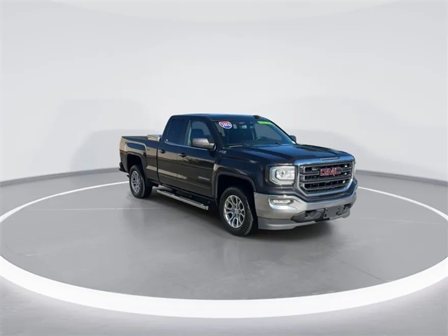 2016 Gmc Sierra 1500 SLE photo 1