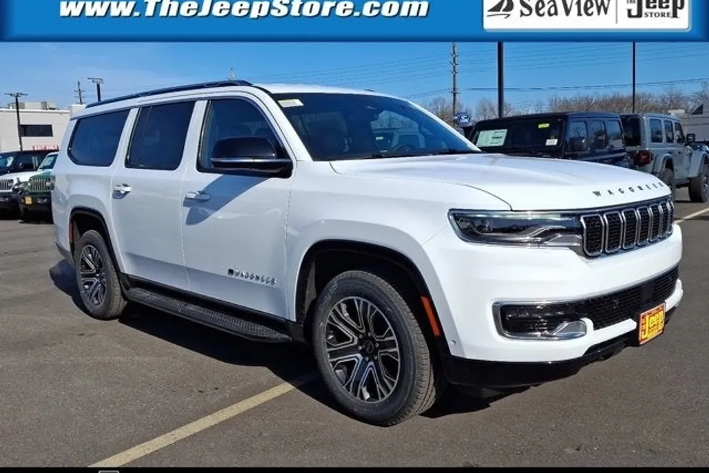2025 Jeep Wagoneer L photo 1
