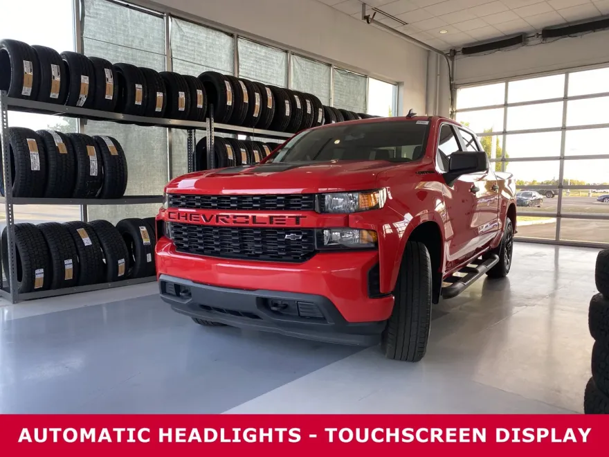 2020 Chevrolet Silverado 1500 Custom photo 1