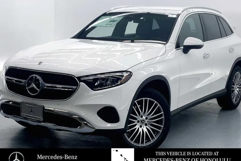 2026 Mercedes Benz GLC 300 photo 1