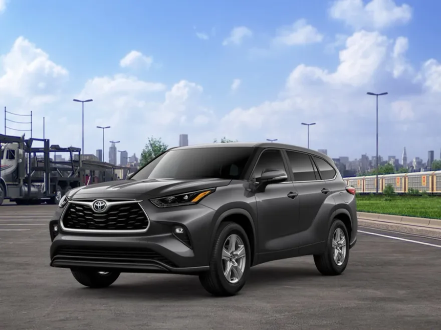 2025 Toyota Highlander LE photo 1