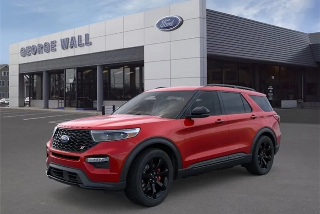 2024 Ford Explorer ST photo 1