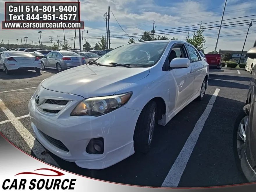 2012 Toyota Corolla L photo 1