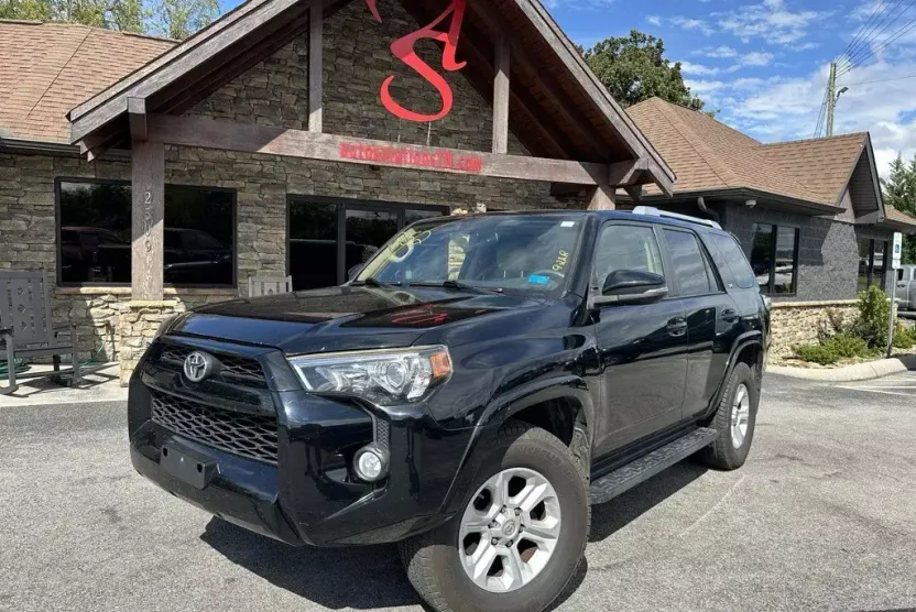 2016 Toyota 4Runner SR5 Premium photo 1