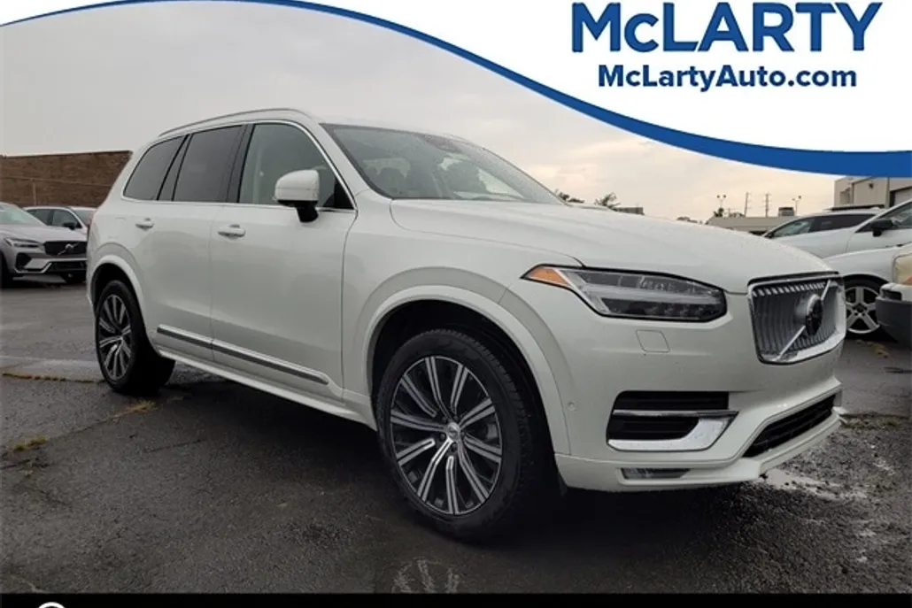 2024 Volvo XC90 Plus photo 1