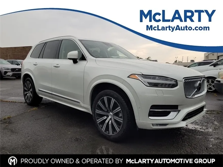 2024 Volvo XC90 Plus photo 1