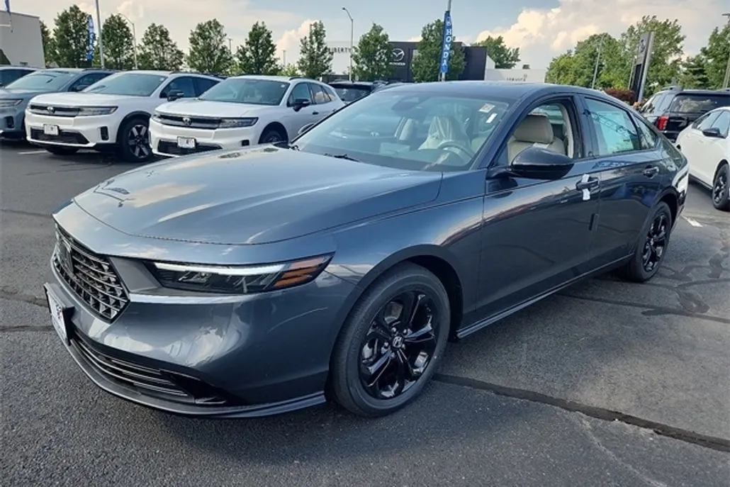 2025 Honda Accord 1.5T SE photo 1