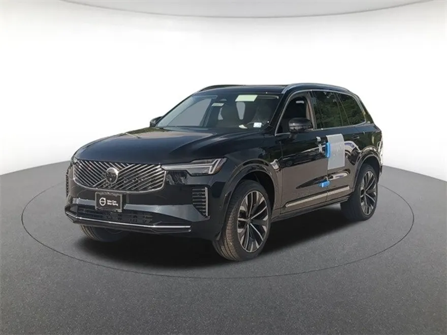 2026 Volvo XC90 Plus photo 1