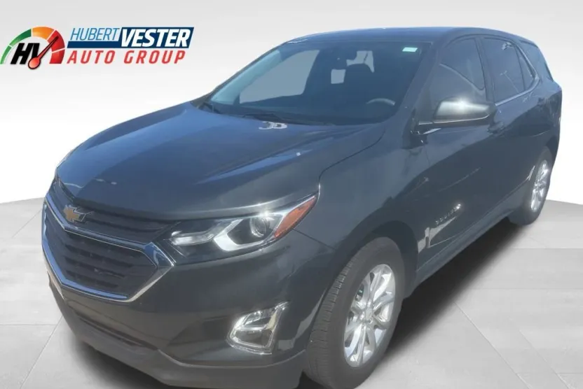 2020 Chevrolet Equinox LT photo 1