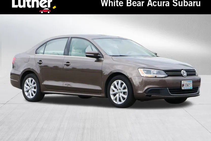 2013 Volkswagen Jetta SE photo 1