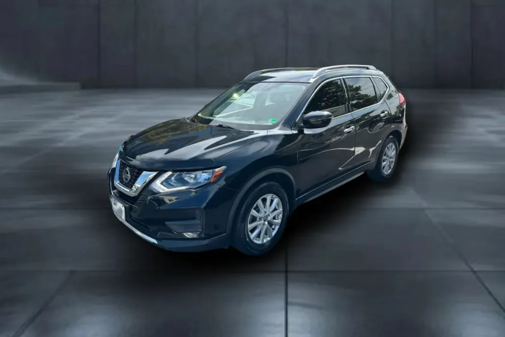 2019 Nissan Rogue SV photo 1