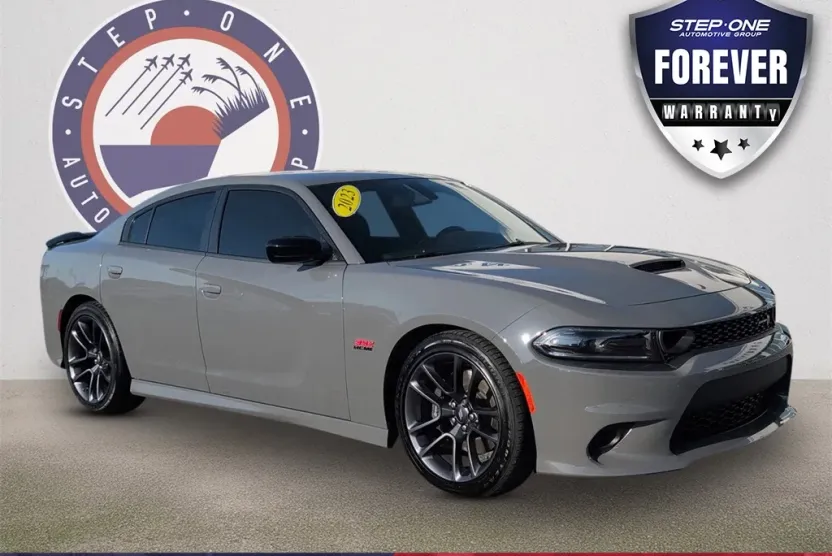 2023 Dodge Charger R/T Scat Pack photo 1