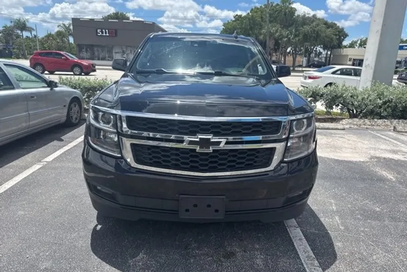 2020 Chevrolet Tahoe LT photo 1