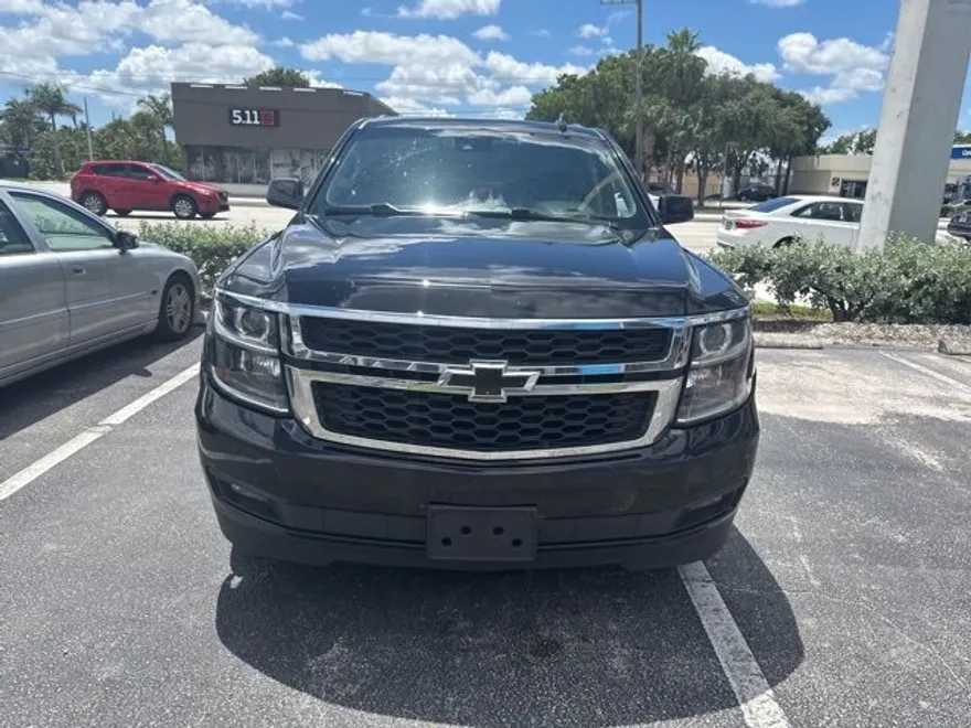 2020 Chevrolet Tahoe LT photo 1