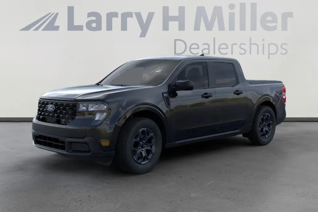 2025 Ford Maverick XLT photo 1