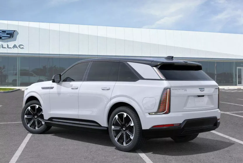 2025 Cadillac Escalade IQ photo 1