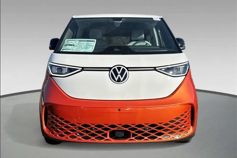 2025 Volkswagen ID. Buzz Pro Plus photo 1